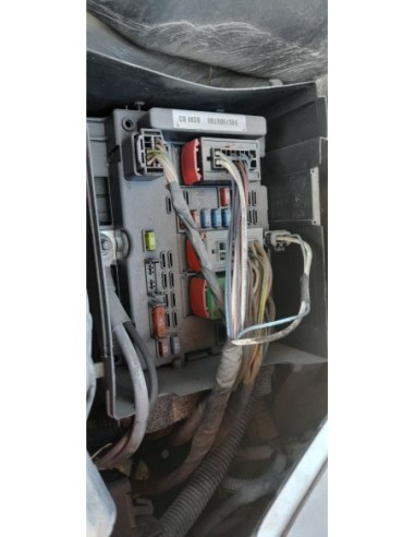 CAJA RELES / FUSIBLES CITROEN XSARA PICASSO -...