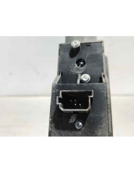 MANDO ELEVALUNAS DELANTERO DERECHO MERCEDES-BENZ VITO BASIC-KOMBI (639) - 271338