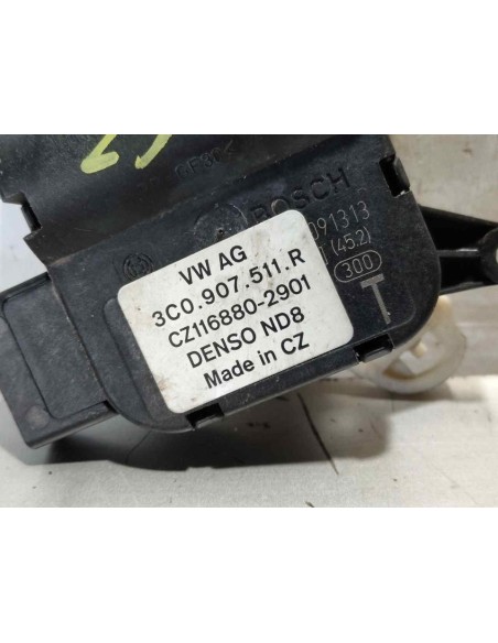 MOTOR APERTURA TRAMPILLAS CLIMATIZADOR VOLKSWAGEN PASSAT BERLINA (362) - 271340