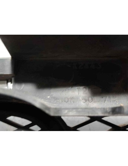 REJILLA DELANTERA MAZDA 323 F/S BERLINA (BJ) - 240508