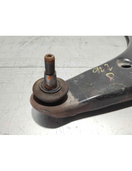 BRAZO SUSPENSION INFERIOR DELANTERO DERECHO SMART FORFOUR - 245405