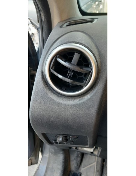 REJILLA AIREADORA NISSAN QASHQAI (J10) - 271486