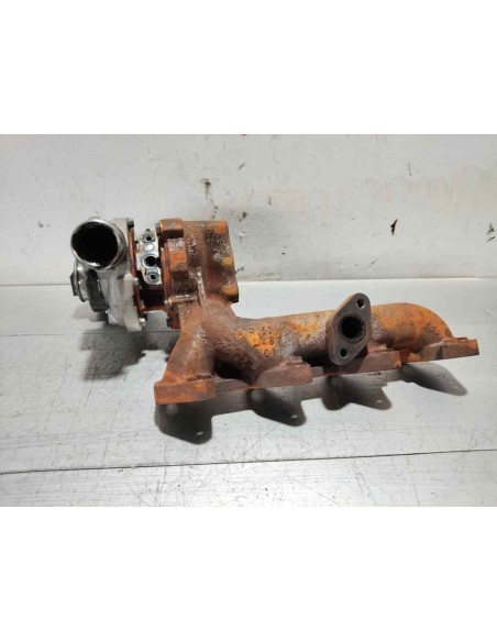 COLECTOR ESCAPE KIA SPORTAGE (SL) - 272010