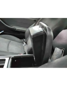 APOYABRAZOS CENTRAL MERCEDES-BENZ CLASE C (BM 203)... 2