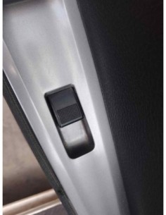 MANDO ELEVALUNAS TRASERO IZQUIERDO MAZDA 2 BERLINA (DY) -...