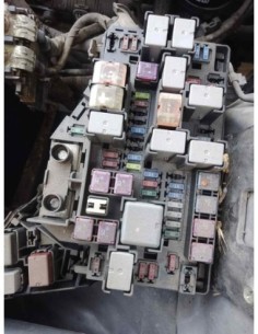 CAJA RELES / FUSIBLES SUBARU LEGACY BERLINA (B14) - 244496 2