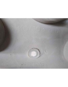 TAPACUBOS KIA CARNIVAL - 120194 2