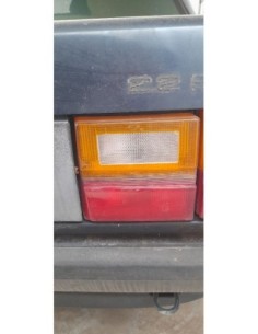 PILOTO TRASERO DERECHO INTERIOR AUDI 100 BERLINA (443) -...