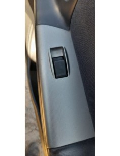 MANDO ELEVALUNAS DELANTERO DERECHO TOYOTA COROLLA (E12) -...