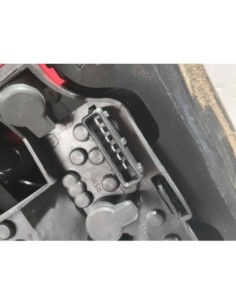 PILOTO TRASERO IZQUIERDO TOYOTA AVENSIS BERLINA (T25) -... 2