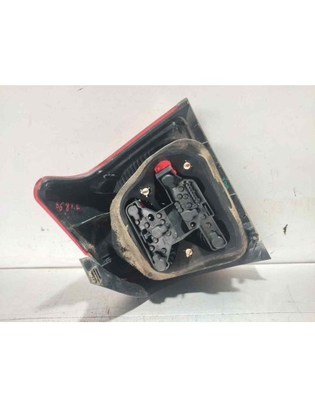 PILOTO TRASERO IZQUIERDO TOYOTA AVENSIS BERLINA (T25) - 272019