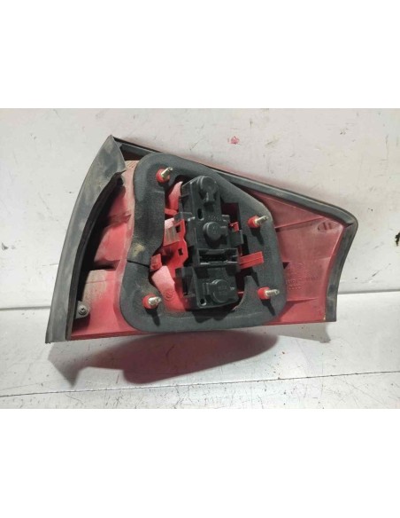 PILOTO TRASERO IZQUIERDO AUDI A6 AVANT (4B5) - 143279