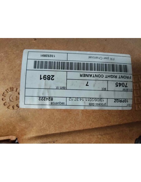 GUARNECIDO PUERTA DELANTERA DERECHA OPEL CORSA D - 138756