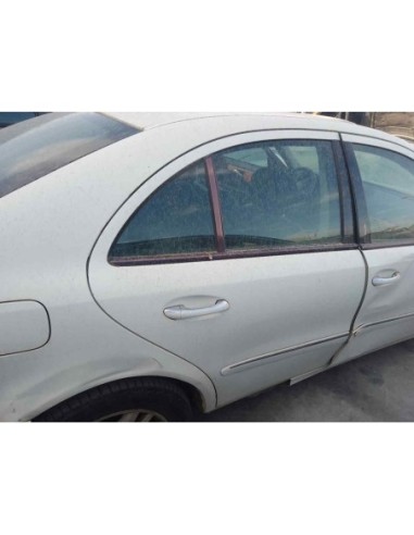 PUERTA TRASERA DERECHA MERCEDES-BENZ CLASE E...