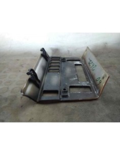 MOLDURAS DELANTERAS MERCEDES-BENZ CLASE E (BM 124)... 2