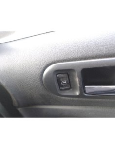 MANDO ELEVALUNAS DELANTERO DERECHO VOLKSWAGEN PASSAT...