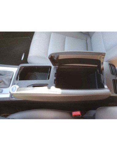APOYABRAZOS CENTRAL MERCEDES-BENZ CLASE C (BM...