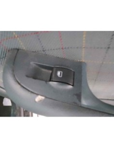 MANDO ELEVALUNAS TRASERO DERECHO AUDI A6 AVANT (4B5) -...