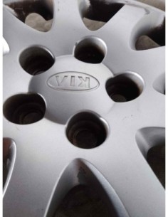 TAPACUBOS KIA CARNIVAL - 120192 2