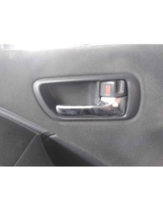 MANETA INTERIOR DELANTERA DERECHA TOYOTA COROLLA VERSO...