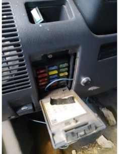 CAJA RELES / FUSIBLES OPEL FRONTERA A - 259098