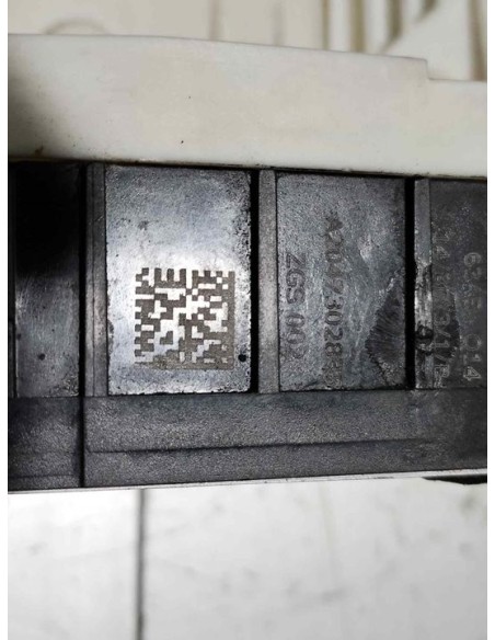 CERRADURA PUERTA TRASERA DERECHA MERCEDES-BENZ CLASE A (BM 176) - 246613