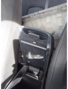 APOYABRAZOS CENTRAL KIA CEED (JD) - 266953 2