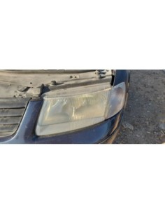 FARO IZQUIERDO VOLKSWAGEN PASSAT BERLINA (3B2) - 271081