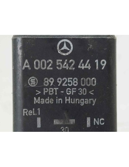 RELE MERCEDES-BENZ VITO BASIC-KOMBI (639) - 272697