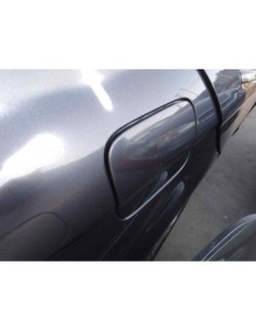 TAPA EXTERIOR COMBUSTIBLE MERCEDES-BENZ CLASE C (BM 204)...