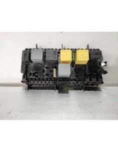 CAJA RELES / FUSIBLES MERCEDES-BENZ CLASE A (BM 176) -...