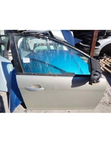 PUERTA DELANTERA DERECHA FORD FOCUS BERLINA...