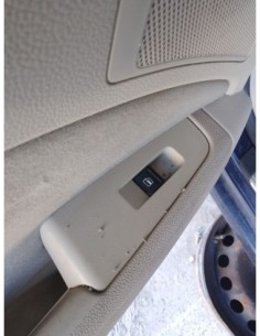 MANDO ELEVALUNAS TRASERO IZQUIERDO SKODA SUPERB (3T4) -...