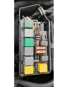 CAJA RELES / FUSIBLES MERCEDES-BENZ CLASE ML (BM 164) -...