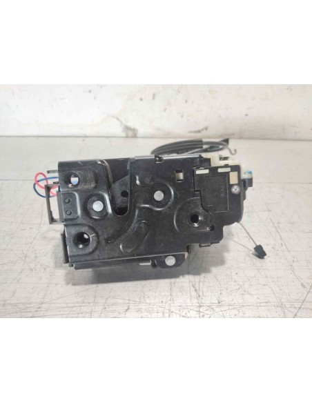 CERRADURA PUERTA DELANTERA DERECHA VOLKSWAGEN POLO IV (9N3) - 272436