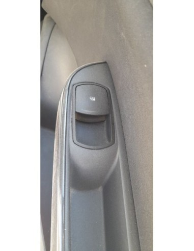 MANDO ELEVALUNAS DELANTERO DERECHO OPEL CORSA E...