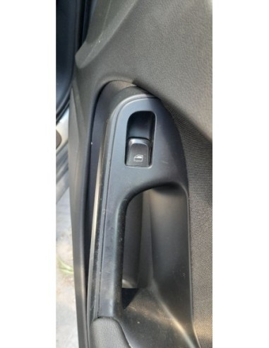 MANDO ELEVALUNAS DELANTERO DERECHO AUDI A4...