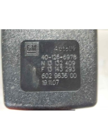ENGANCHE CINTURON TRASERO CENTRAL OPEL ZAFIRA B...