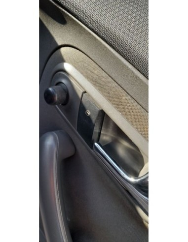 MANDO ELEVALUNAS DELANTERO DERECHO SEAT IBIZA...