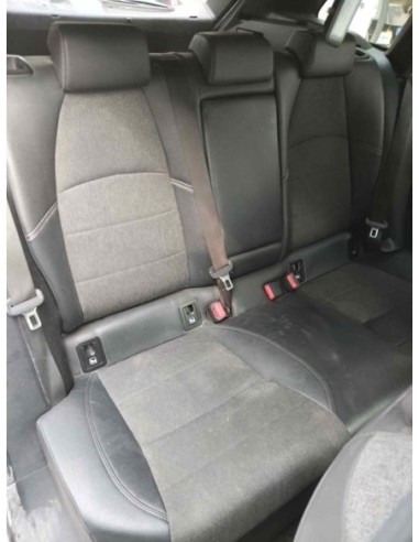 ASIENTOS TRASEROS TOYOTA COROLLA TOURING SPORTS...