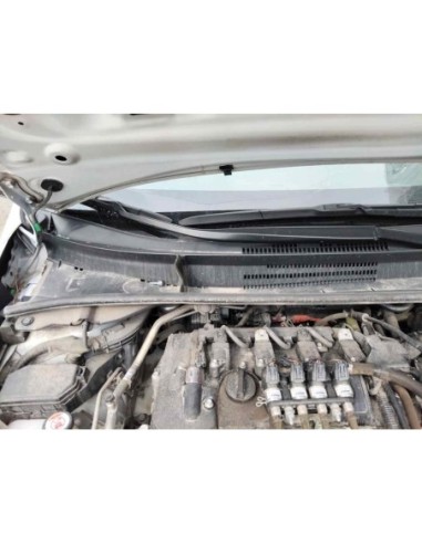 BRAZO LIMPIA DELANTERO DERECHO TOYOTA COROLLA...