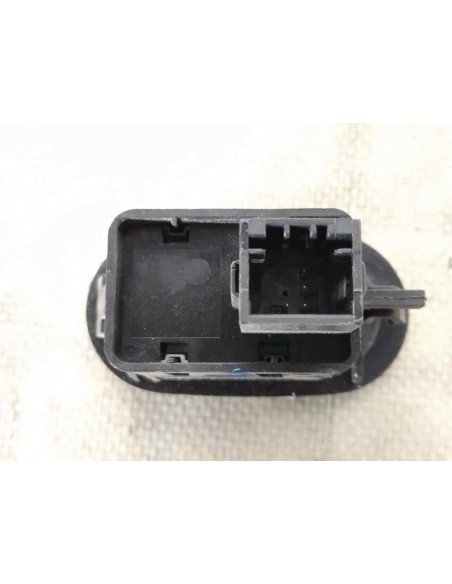 MANDO ELEVALUNAS DELANTERO DERECHO CITROEN C3 - 121535