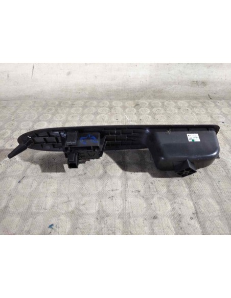 MANDO ELEVALUNAS DELANTERO DERECHO CITROEN C4 BERLINA - 140642
