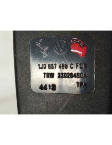 NO IDENTIFICADO VOLKSWAGEN GOLF IV BERLINA...