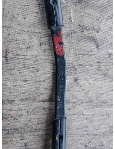 BRAZO LIMPIA DELANTERO IZQUIERDO VOLKSWAGEN PASSAT BERLINA (362) - 129810