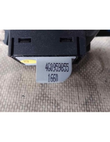 MANDO ELEVALUNAS DELANTERO DERECHO AUDI A1...