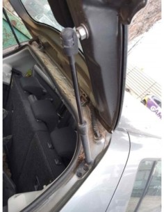 AMORTIGUADORES MALETERO / PORTON SUZUKI SWIFT...