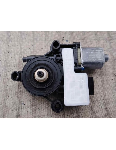 MOTOR ELEVALUNAS TRASERO IZQUIERDO SEAT LEON (5F1) - 147210
