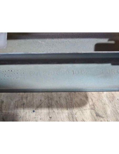 MOLDURAS TRASERAS MERCEDES-BENZ CLASE E (BM 210) BERLINA - 143445