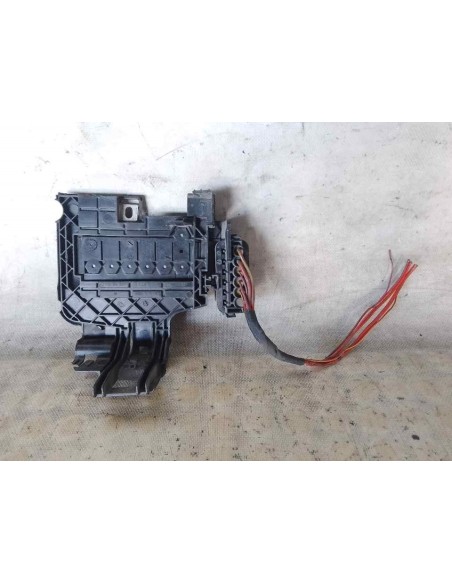 CAJA RELES / FUSIBLES VOLKSWAGEN POLO V (6R1) - 204080